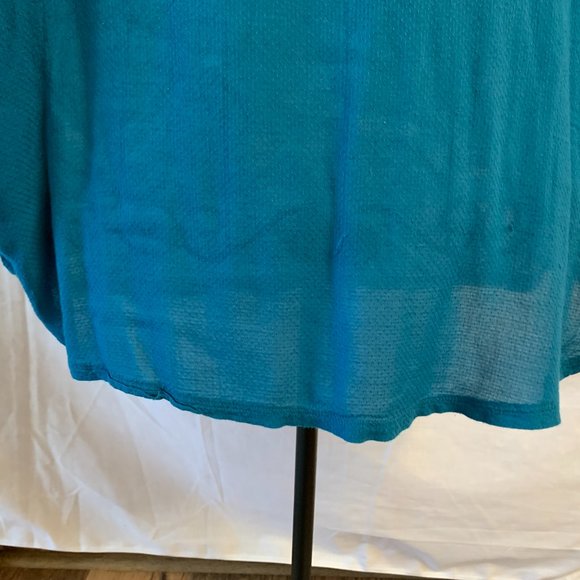 St John's Bay 2X Teal & White Floral Tunic with Teal Back - Picture 7 of 9